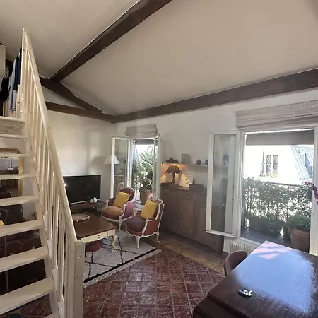 Atypical Nest Near Latin Quarter * Paris
